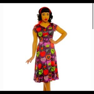 Lindy Bop Poison Apple Dress Sz 12